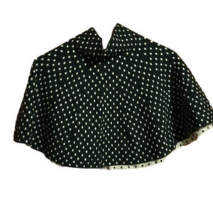 ֎5 FOR $25֍ (b2-5) NWT. Forest green short cape